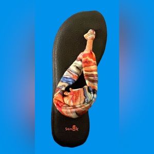 SANUK Yoga Sling 2 Sandals. Size 9.
